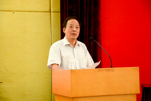 诸侯快讯1188首任院长郭光华致辞